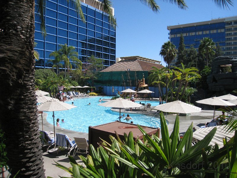 Disneyland 2010 HM Expo 0095.JPG - People enjoying the hotel pool.